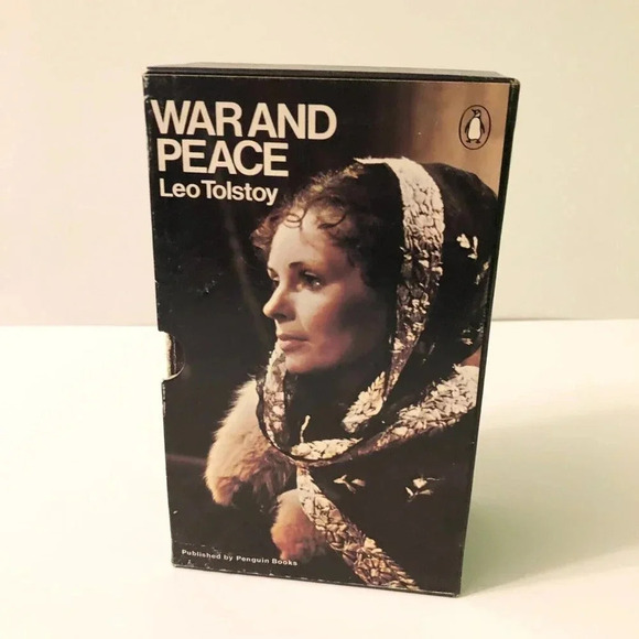 Vintage 1975 Leo Tolstoy War and Peace 2 Volume Boxed Set Paperback - Picture 3 of 16